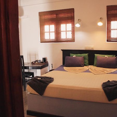 Seagreen Guesthouse - Galle Fort Екстериор снимка