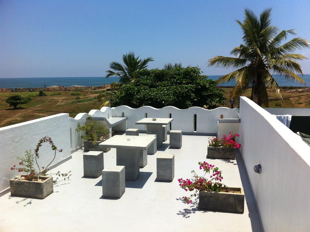 Seagreen Guesthouse - Galle Fort Екстериор снимка